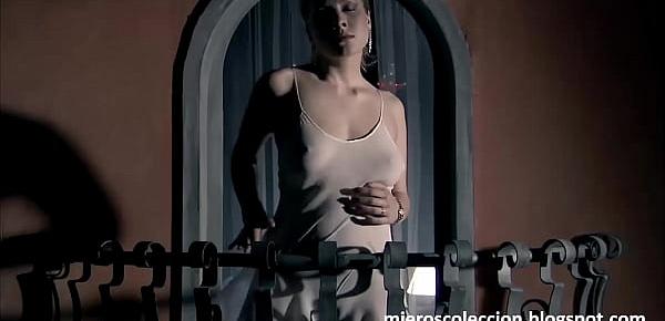  Anna Jimskaia en baile sensual en escena de Monamour (Tinto Brass - 2005 - Españ
